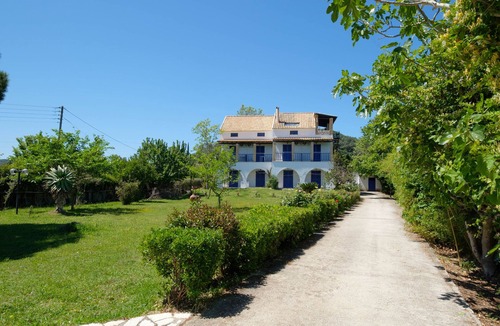 Sidari Apartment | Villa Spyridoula Studio 13 on the Beach