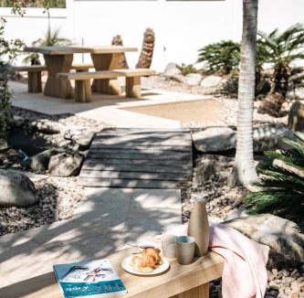 Sunshine Beach House | Villa Sunshine - Spectacular ocean views minutes to the sand