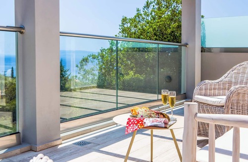 Leivathos Villa | Villa Terra - One Bedroom Villa, Sleeps 2