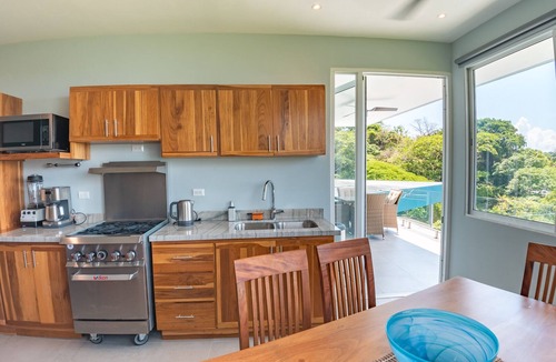 Manuel Antonio Villa | Villa&Tower -17 Bdrms,sleeps 57-AC,Elevator,Pool