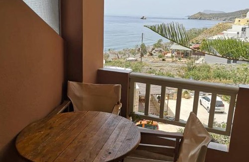 Diskos Hotel | Villa Tsapakis