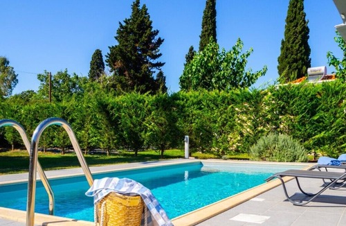 Ntomata Villa | Villa with private pool in Svoronata near Avithos beach
