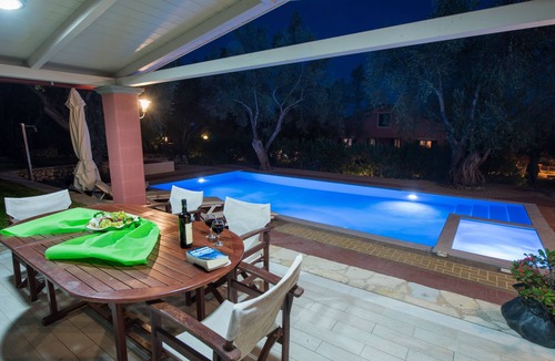 Kariotai Villa | Villashorizon, Ostria, sleeps 4/8p, ideal for families, private pool, bpq, view