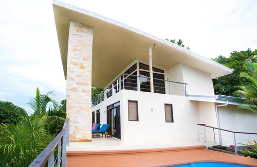 Parrita House | Vista Pacifica - Breathtaking Views and Peaceful Atmosphere Amazing Views & WiFi
