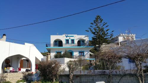 Lipsoi Apartment | Voula's Garden Apartments