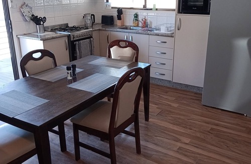 Miles House | Walking distance to miles center
