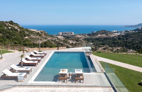 Kallithea Villa | Waves of Blue