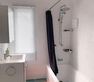 West End Apartment | West End Studio 5