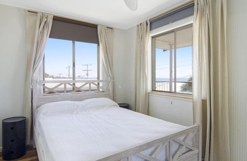 Currumbin House | WHITE DOLPHIN, UNIT 6