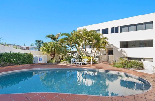 Kings Beach Apartment | Wickham Point Unit 5 Kings Beach QLD