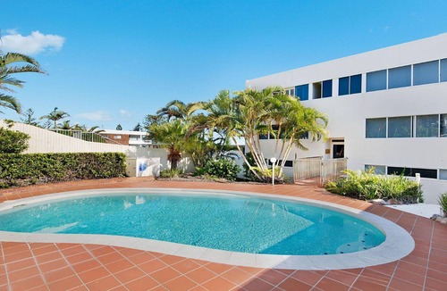 Kings Beach Apartment | Wickham Point Unit 6 Kings Beach QLD