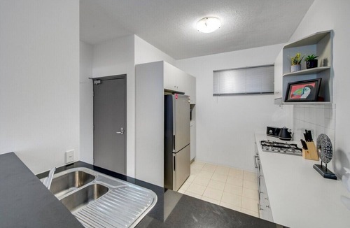 South Brisbane Apartment | WILD LUXE Exec Apt - FREE Parking & 100MPS+Wifi