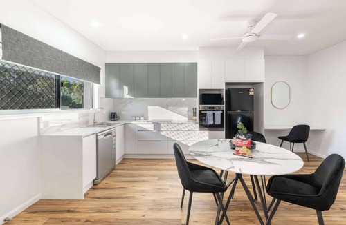 Hermit Park House | Windsor Charm - Unit Two