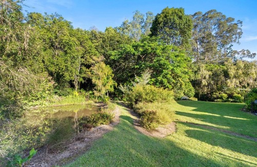Ninderry House | Woodgate Ninderry, Close to cafes and top restaurant. 15 minutes to Coolum beach