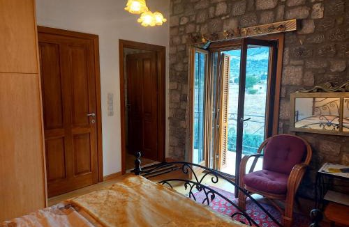 Livadia House | Xenios Petritis