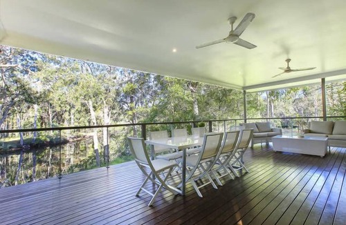 Cooroibah House | Your own stretch of wilderness river only 15 mins from Hastings St, incl kayaks