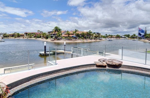 Mooloolaba House | Yulunga 20 with amazing views