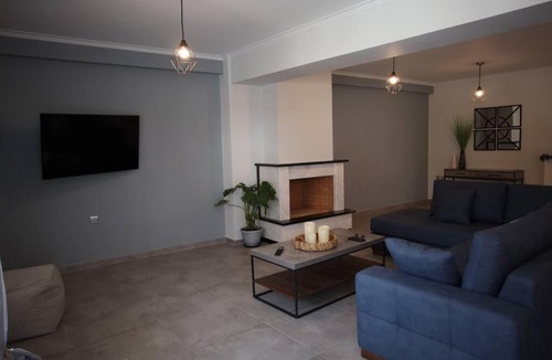 Nafpaktos Apartment | ZAFIRE rooms