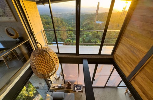 Valle Pura Vida House | Zen Jungle Oasis ~ Infinity Pool ~ Stunning Views