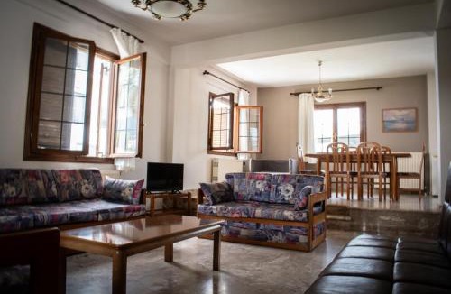 Stavros House | Zeusbnb Villa Anita