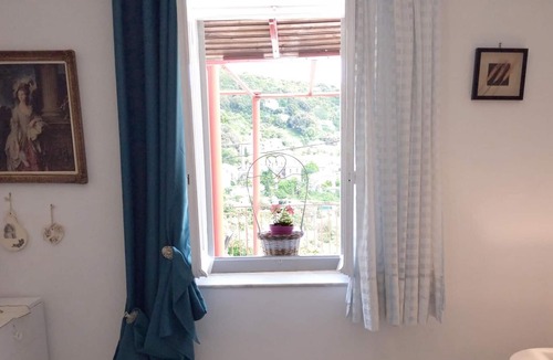 Afetai House | Zina's Cottage in Afetes