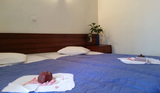 Acropolis Hotel
