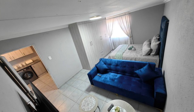 Close to OR Tambo International Airport fully furnished stylish apartment.