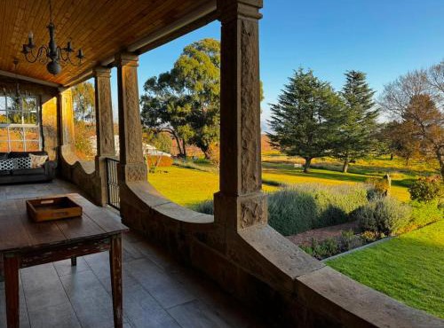 Kanondraai Farm Lodge Luxury Countryside Retreat 15kms From Clarens 4km dirt road - small vehicles may struggle