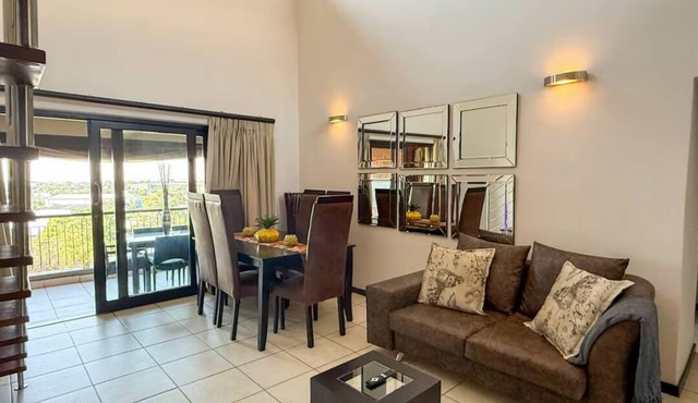 Spacious 2-Bed, 2-Bath in Secure Bedfordview