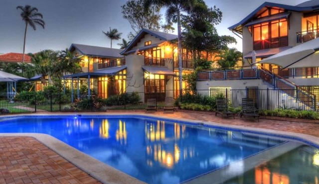 Wongalinga Absolute Beachfront ~ Tropical Oasis