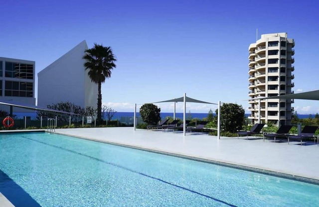 Air On Broadbeach|Stunning Ocean Views!