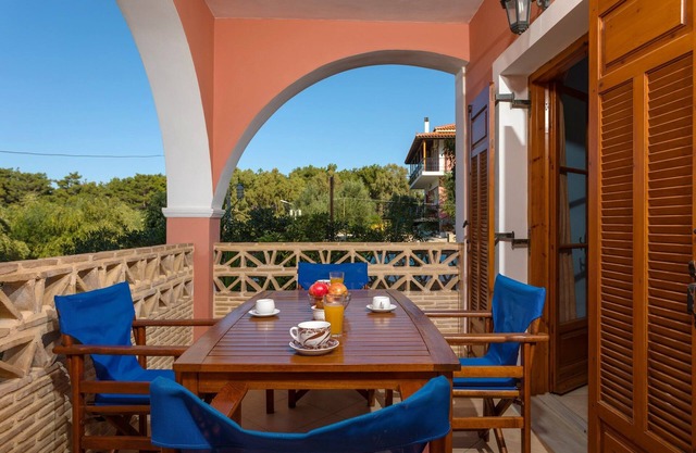 Anemomylos Studios - Ground Floor One Bedroom Apartment