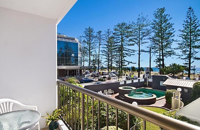 Aries Unit 5 - Beachfront Central Coolangatta