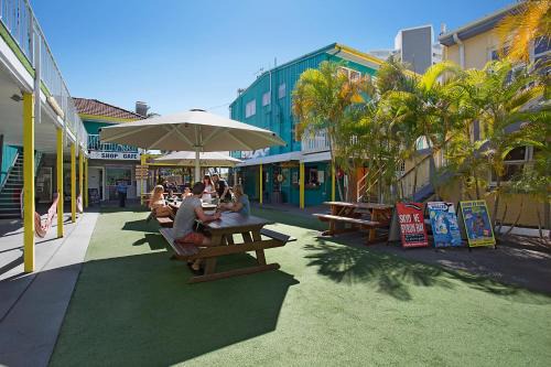 Backpackers Paradise 