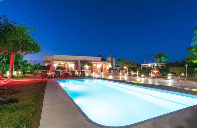 Fontana Holiday 