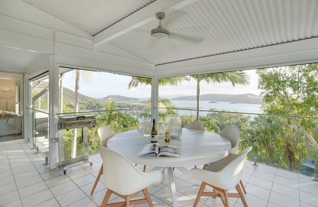 Oasis Hamilton Island 