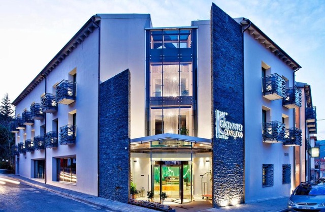 Kalavrita Canyon Hotel 