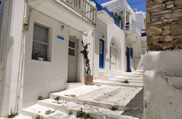 Mykonos Central | In the heart of Mykonos Town