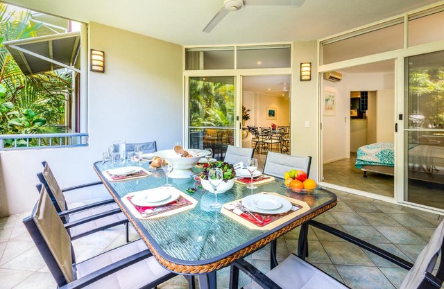 Palm Cove Holiday Apartment