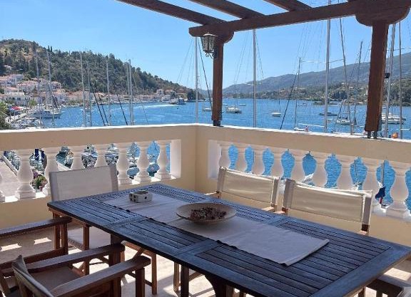 Poros 