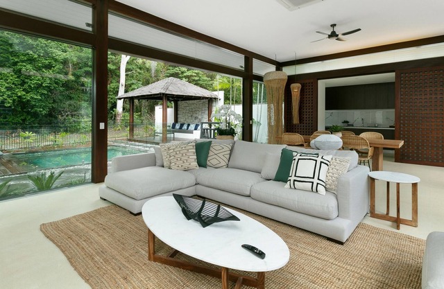 Pura Indah Luxury Villa