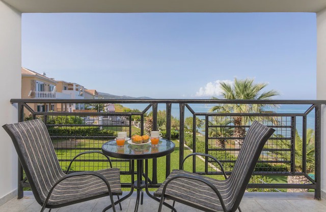Sea View Hotel - 1 Bedroom Apartment