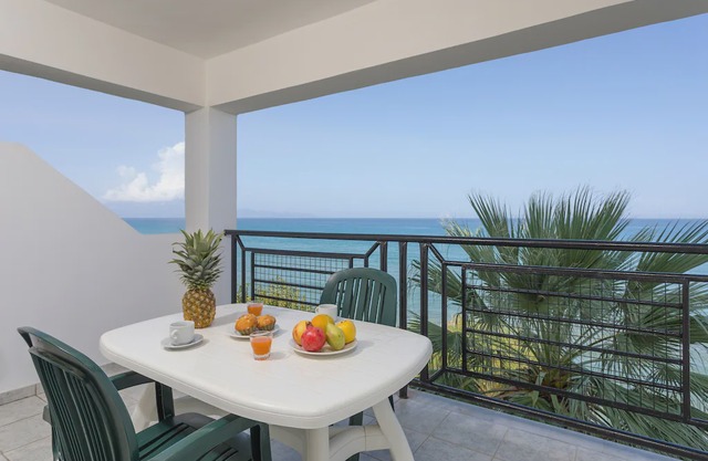 Sea View Hotel - Sea View Studio 2+1 guests