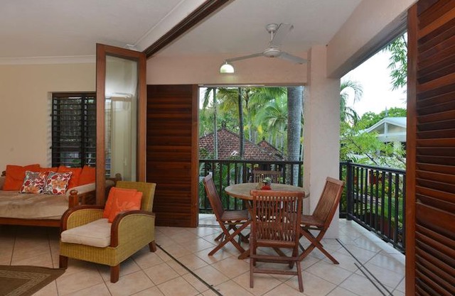 Seascape Holidays - Hibiscus