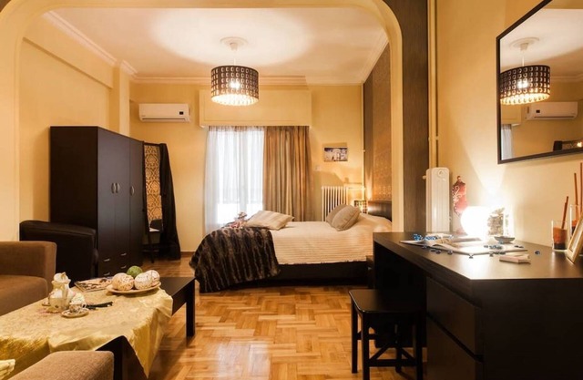 Spacious Apartment in safe area close to Acropolis