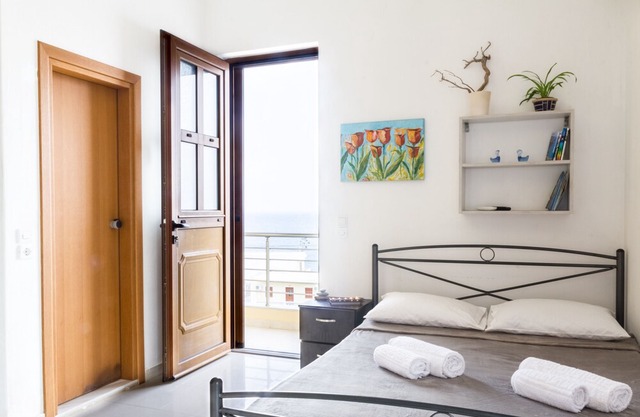 Sunrise Seaview Studio in Diafani Village