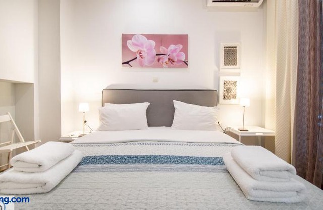 Syntagma Square Athenian apartments