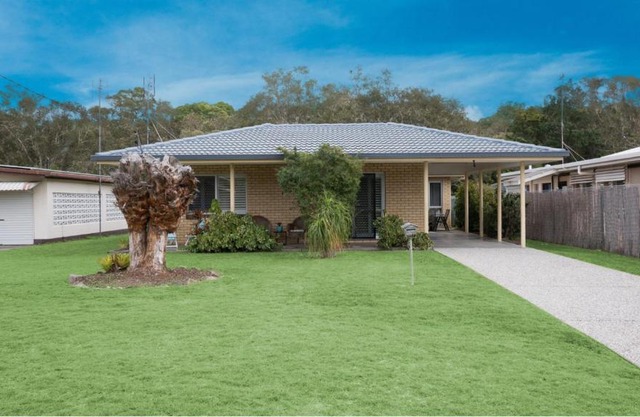 Taylor Avenue, 120 Golden Beach