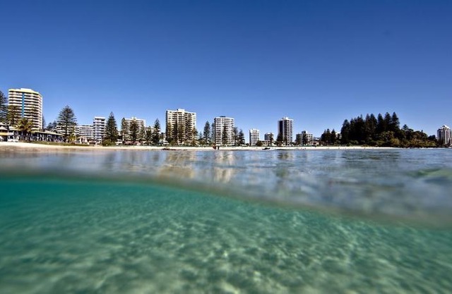 Tondio Terrace Flat 1 - Neat and tidy budget accommodation, easy walk to the beach