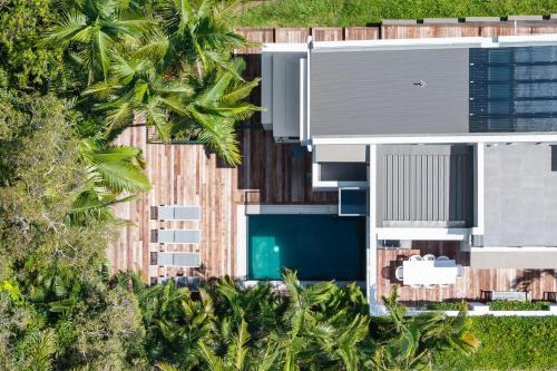 Tropical Retreat with Tranquil Private Pool
